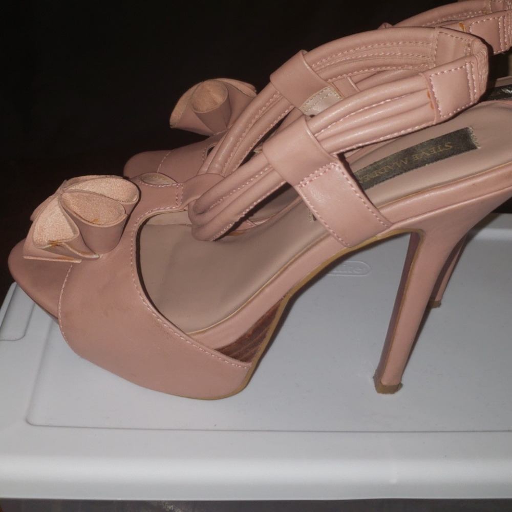 STEVE MADDEN LUXE HEELS